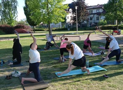 Joga w plenerze — pierwsze zajęcia już za nami
