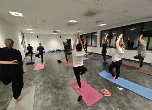 Wtorkowy relaks z jogą – chwila dla Ciebie