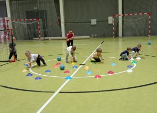 Mały Piłkarz – sportowa przygoda dla najmłodszych w Centrum Sportu Raszyn!